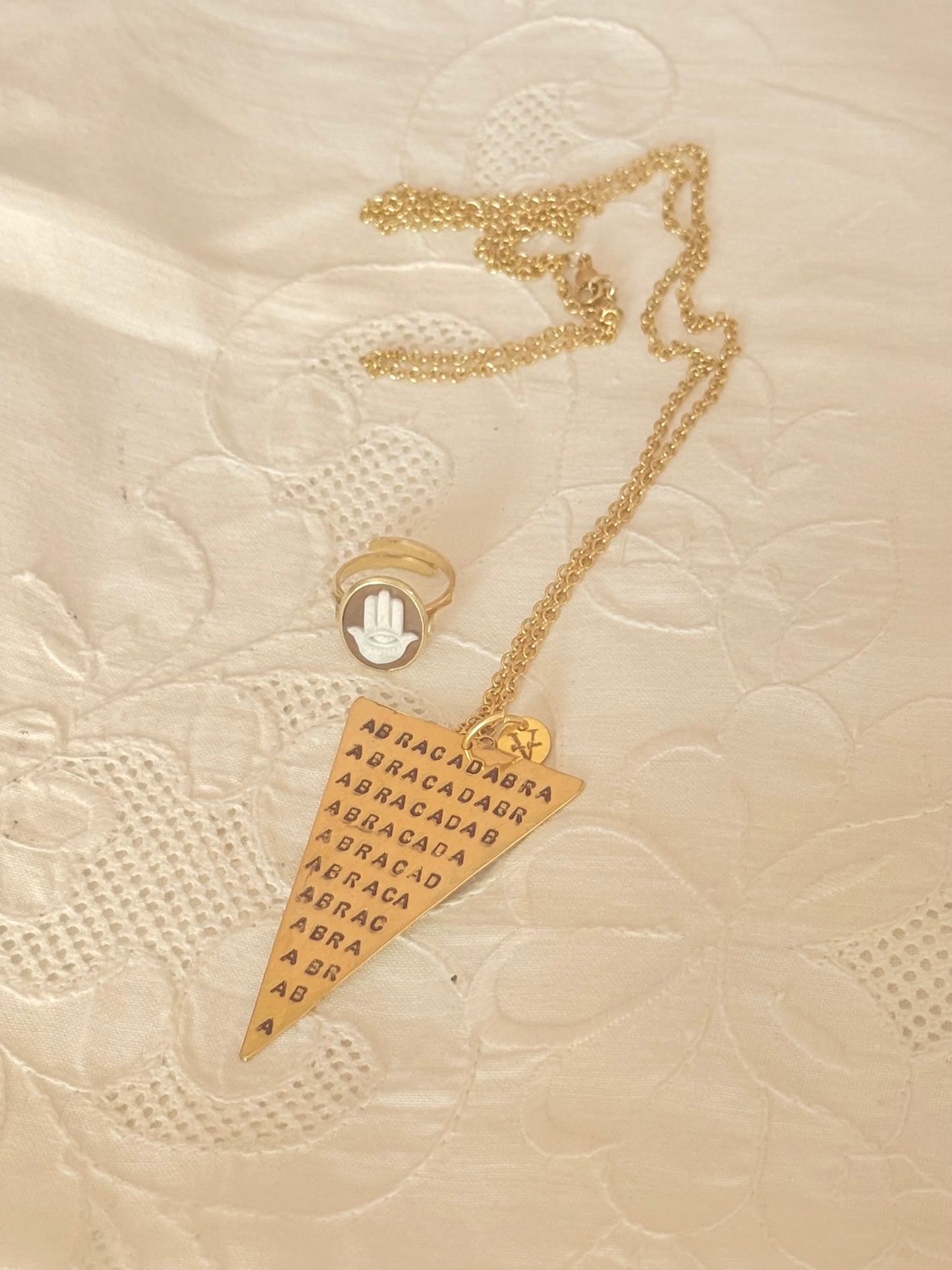 Collana  ABRACADABRA